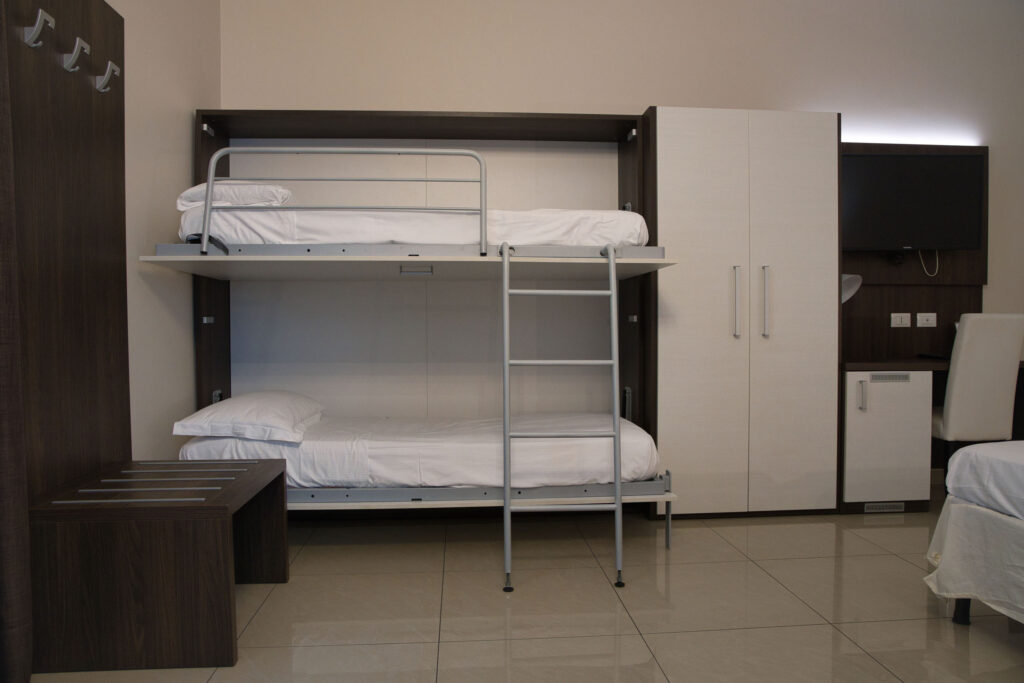 Camera-119-BED_9233
